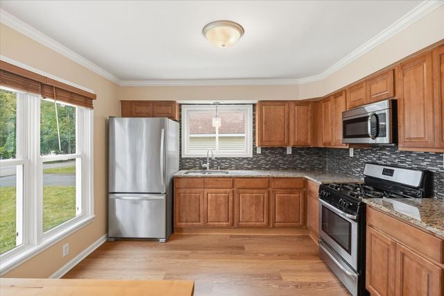 26797 W Longwood Drive, Ingleside, IL 60041