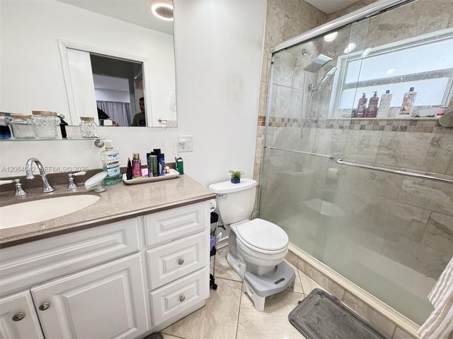 1250 NW 46th St, Deerfield Beach, FL 33064