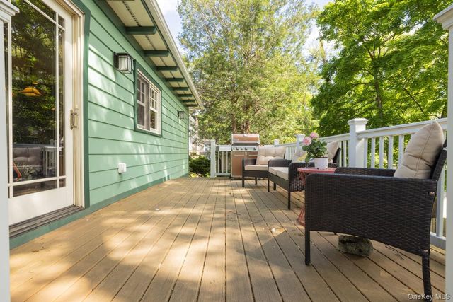 64 Mountainview Avenue, Pearl River, NY 10965