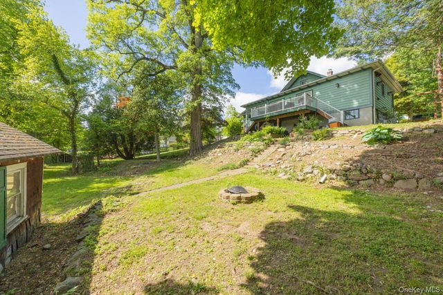 64 Mountainview Avenue, Pearl River, NY 10965