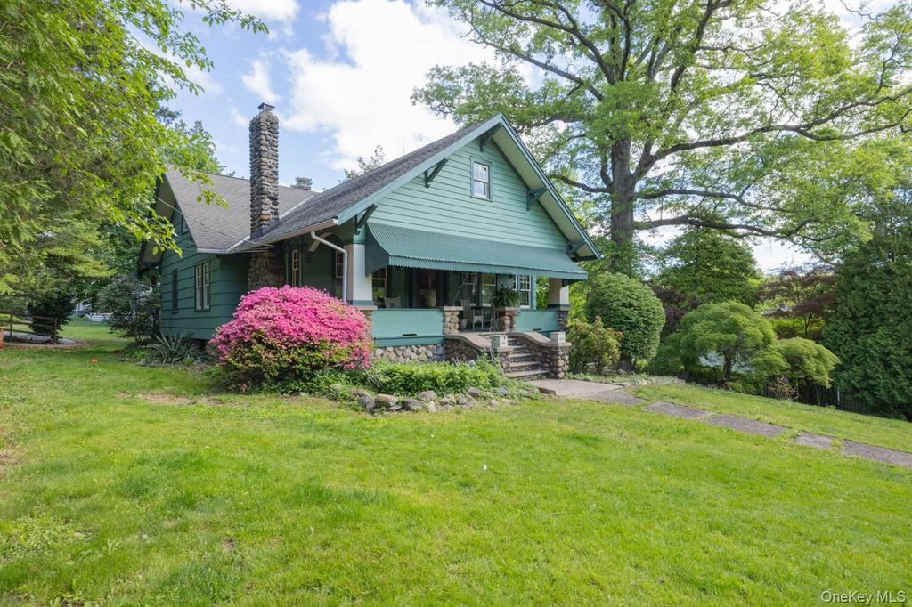 64 Mountainview Avenue, Pearl River, NY 10965