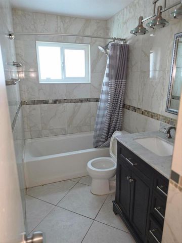 4717 NW 58th Street, Tamarac, FL 33319