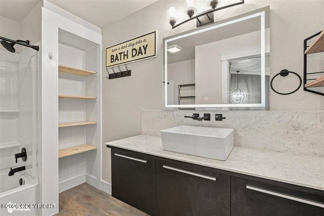 2440 W 71st Circle, Anchorage, AK 99502