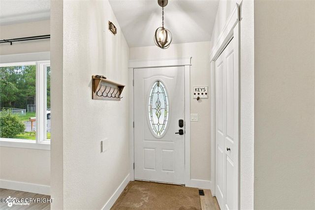 2440 W 71st Circle, Anchorage, AK 99502