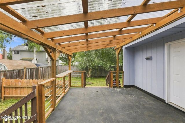 2440 W 71st Circle, Anchorage, AK 99502
