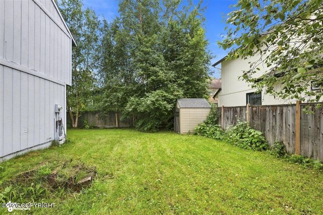 2440 W 71st Circle, Anchorage, AK 99502