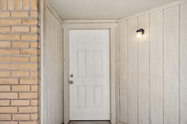 10710 Staghill Drive, Houston, TX 77064