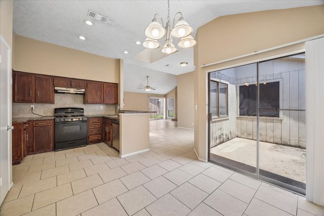10710 Staghill Drive, Houston, TX 77064