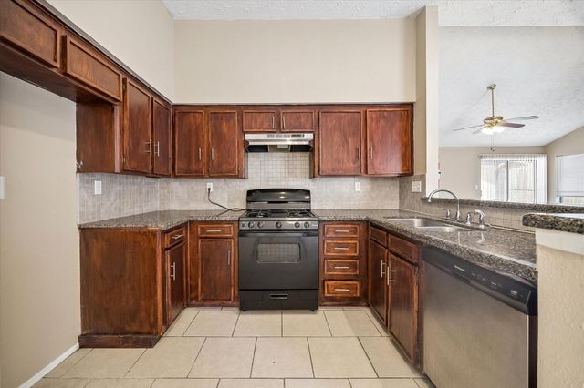 10710 Staghill Drive, Houston, TX 77064