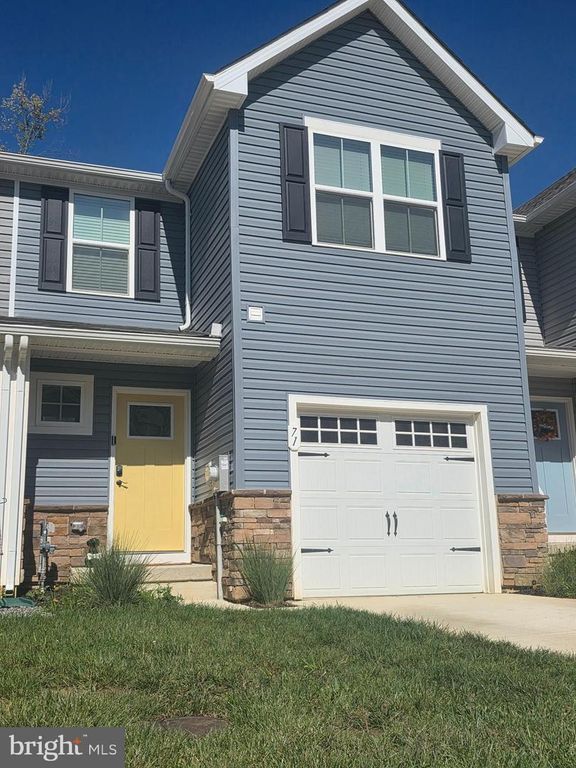 71 SOUTHWIND DR, Blackwood, NJ 08012