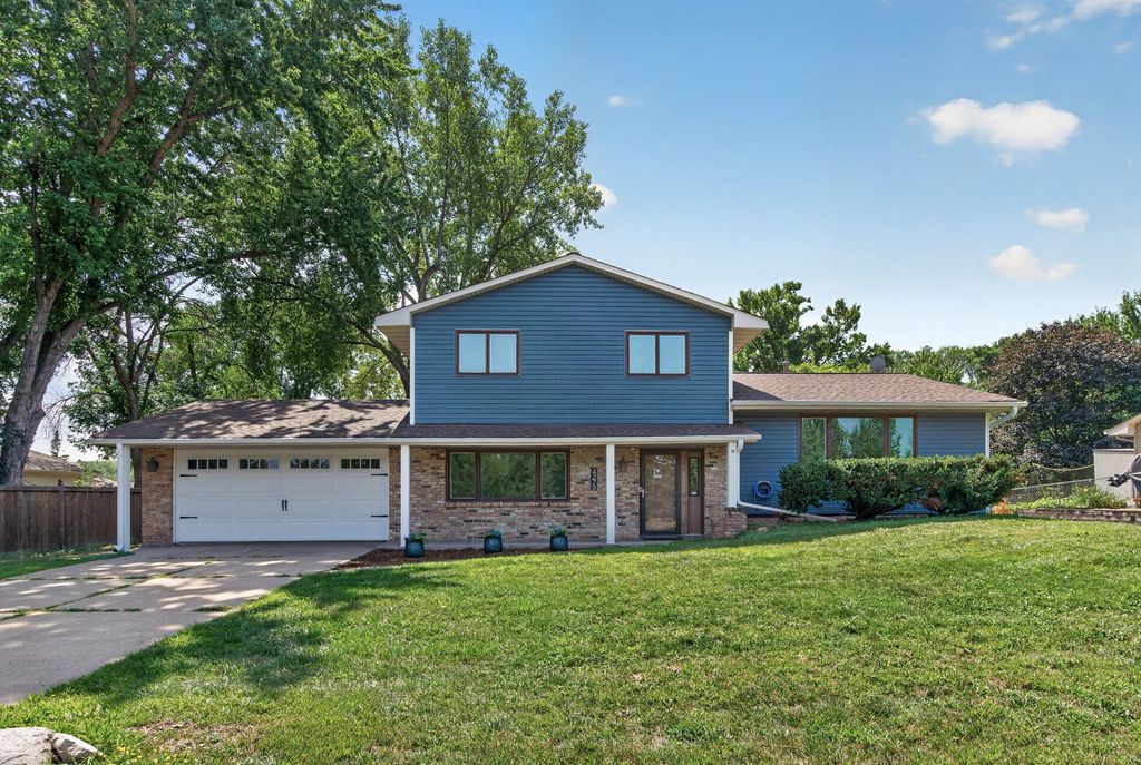 4270 Quaker Lane N, Plymouth, MN 55441 — photo 2