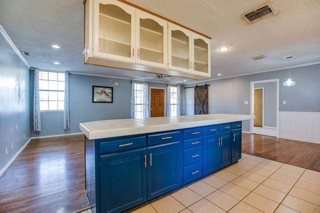 2452 Baylor Avenue, San Angelo, TX 76904