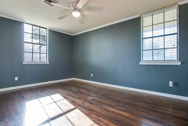 2452 Baylor Avenue, San Angelo, TX 76904