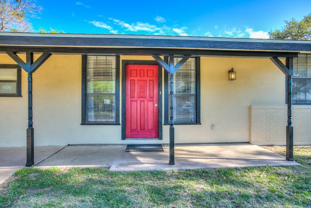 2452 Baylor Avenue, San Angelo, TX 76904