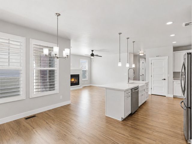 11467 S ABBEY MILL DR DR, South Jordan, UT 84009