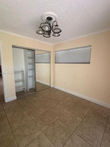 11173 NW 7th Street 10218, Miami, FL 33172