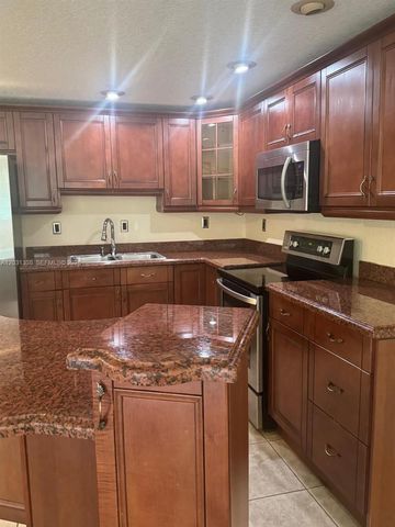 11173 NW 7th Street 10218, Miami, FL 33172