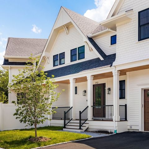 712 Watertown St 712, Newton, MA 02460