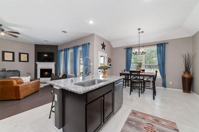 9902 Indian Rill Court, Tomball, TX 77375