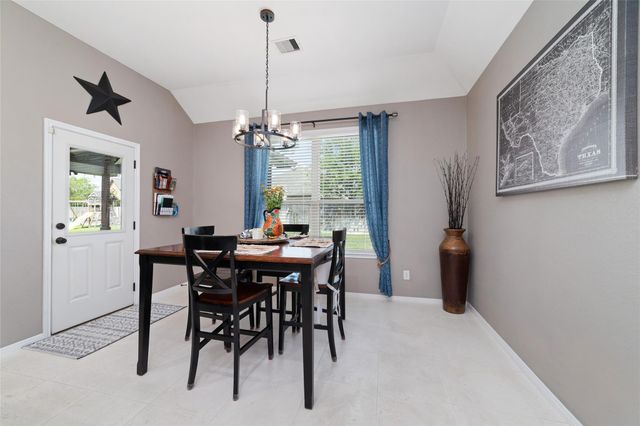 9902 Indian Rill Court, Tomball, TX 77375