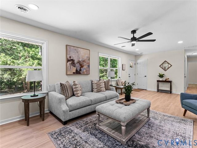 2725 Daphne Ln, Powhatan, VA 23139