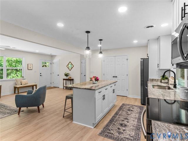 2725 Daphne Ln, Powhatan, VA 23139