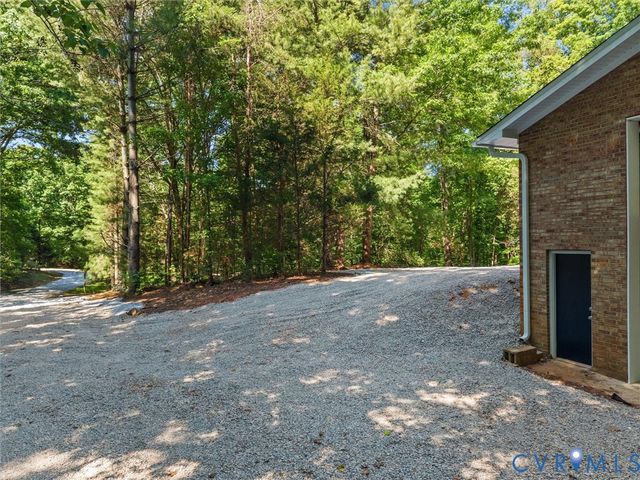 2725 Daphne Ln, Powhatan, VA 23139