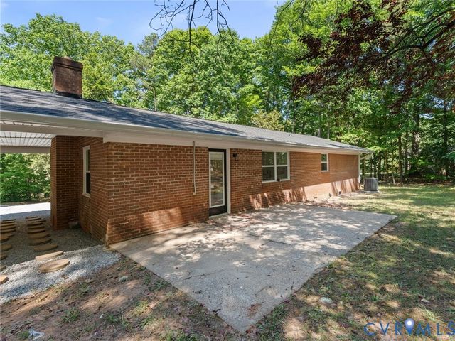 2725 Daphne Ln, Powhatan, VA 23139