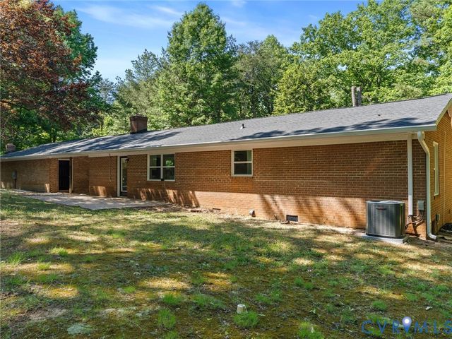 2725 Daphne Ln, Powhatan, VA 23139