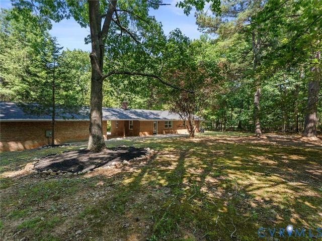 2725 Daphne Ln, Powhatan, VA 23139