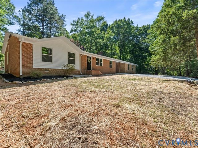 2725 Daphne Ln, Powhatan, VA 23139