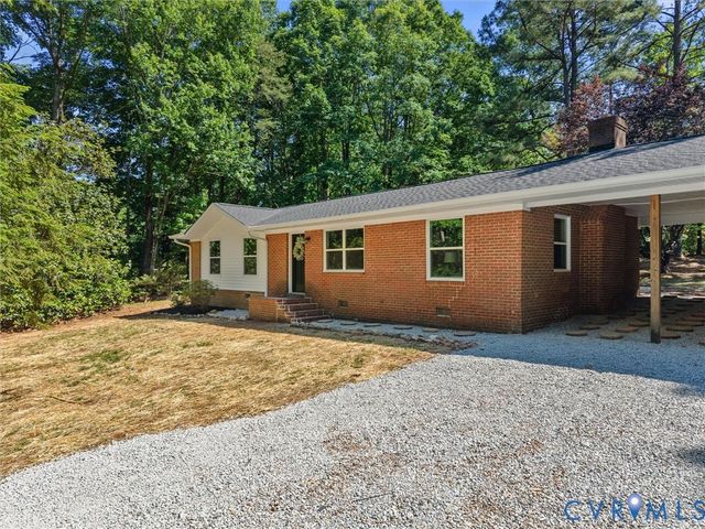 2725 Daphne Ln, Powhatan, VA 23139
