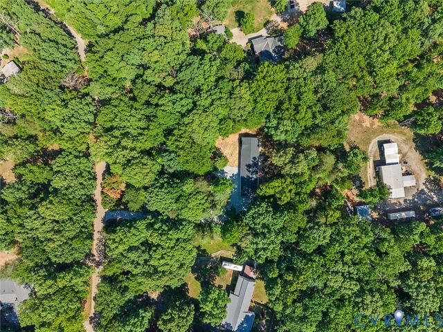 2725 Daphne Ln, Powhatan, VA 23139
