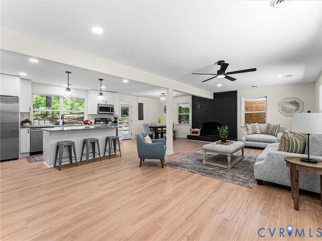 2725 Daphne Ln, Powhatan, VA 23139