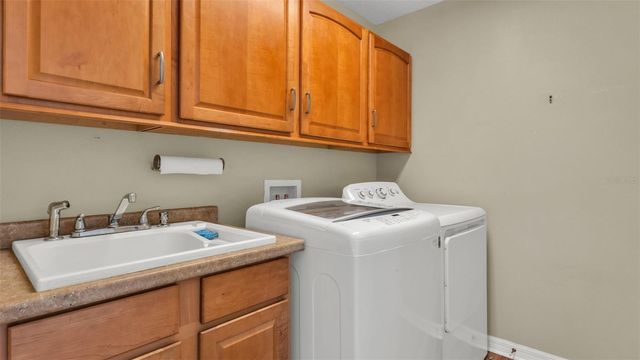 3588 RALEIGH DRIVE, Winter Haven, FL 33884