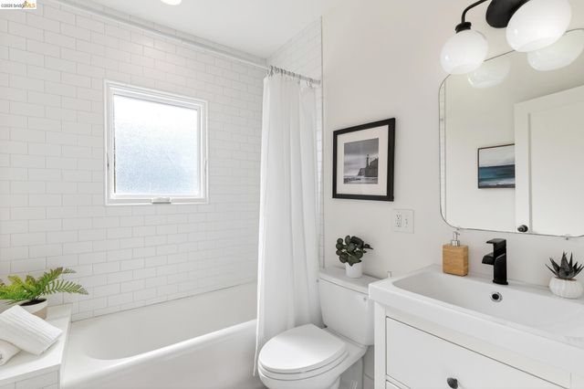 1400 Santa Fe Ave, Berkeley, CA 94702