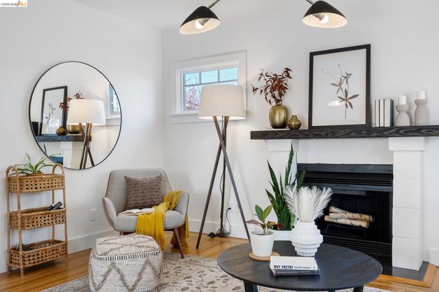 1400 Santa Fe Ave, Berkeley, CA 94702