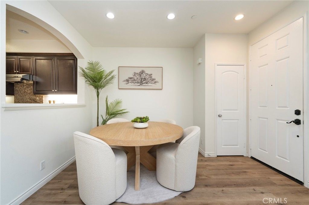 94 Hedge Bloom, Irvine, CA 92618 — photo 2