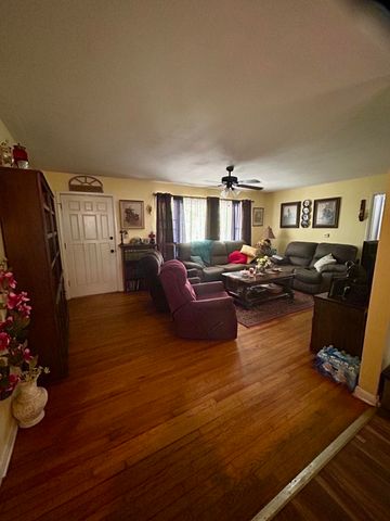 612 Shadowrock Drive, Forsyth, MO 65653