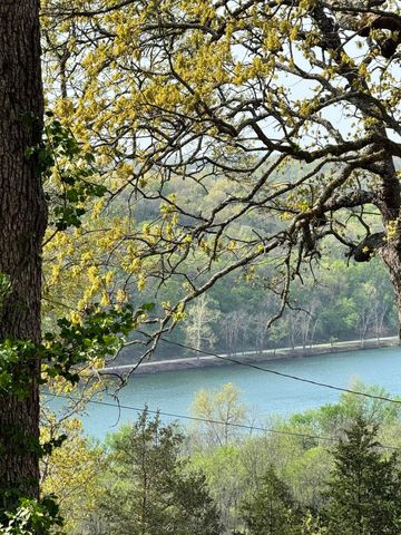 612 Shadowrock Drive, Forsyth, MO 65653