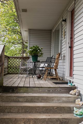 612 Shadowrock Drive, Forsyth, MO 65653