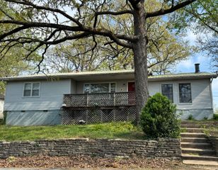 612 Shadowrock Drive, Forsyth, MO 65653
