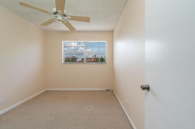 650 Tennis Club Dr 303, Fort Lauderdale, FL 33311