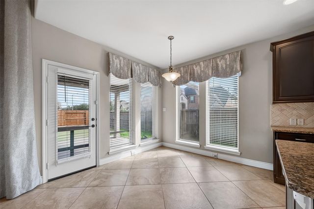 13613 Sunset Harbor Drive, Pearland, TX 77584