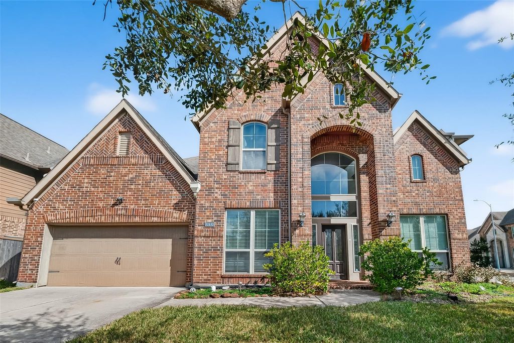 13613 Sunset Harbor Drive, Pearland, TX 77584