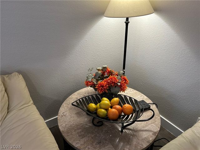 4458 Del Oro Drive, Las Vegas, NV 89102