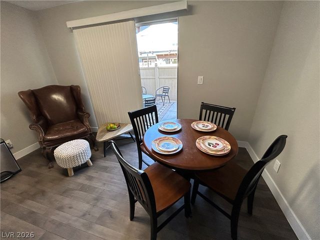 4458 Del Oro Drive, Las Vegas, NV 89102