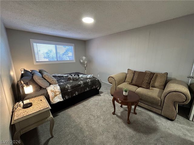 4458 Del Oro Drive, Las Vegas, NV 89102