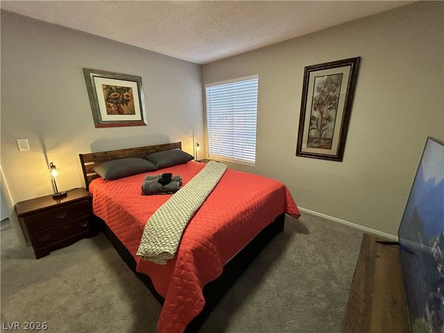 4458 Del Oro Drive, Las Vegas, NV 89102