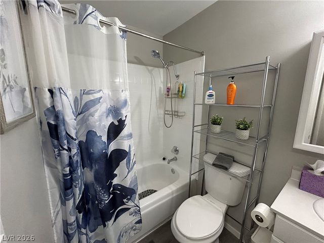 4458 Del Oro Drive, Las Vegas, NV 89102